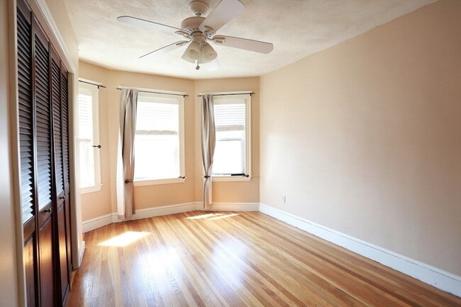 Building Photo - 38 Semont Rd