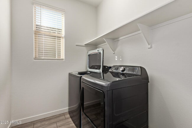 Building Photo - 11207 W Luxton Ln