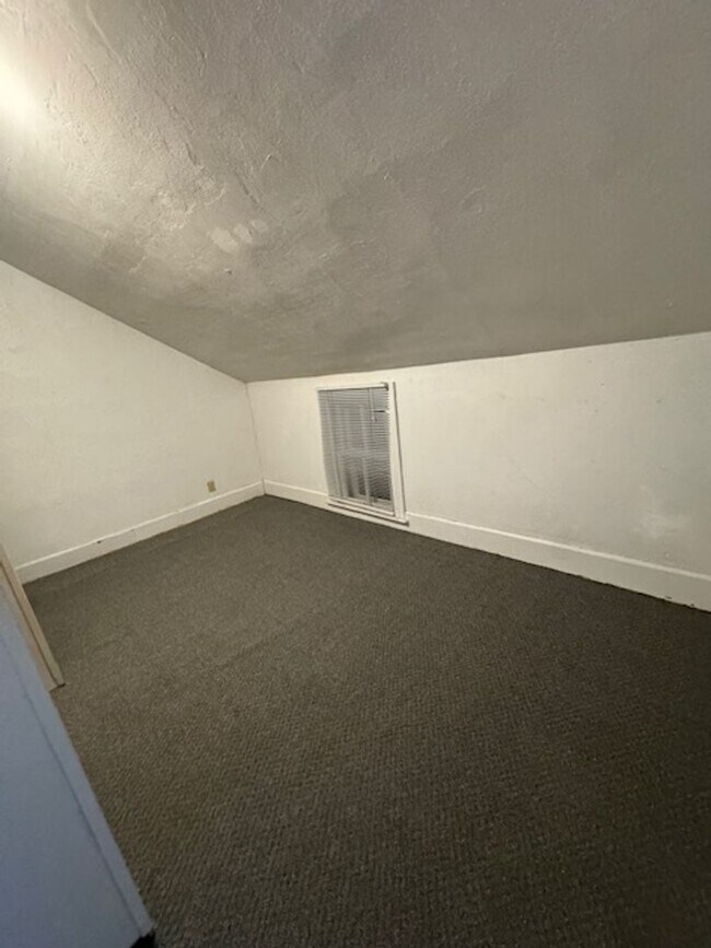 Building Photo - 2nd Ave NW Tripoli