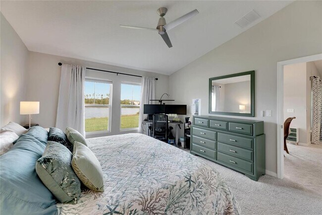 Building Photo - 12696 Tannencrest Dr