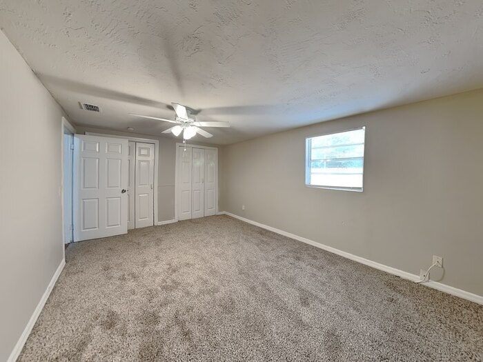 Building Photo - 802 Lincoln Ave