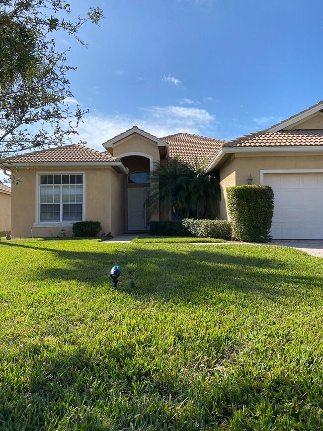 Building Photo - SPACIOUS 3/2 IN SAINT JAMES GOLF COMMUNITY
