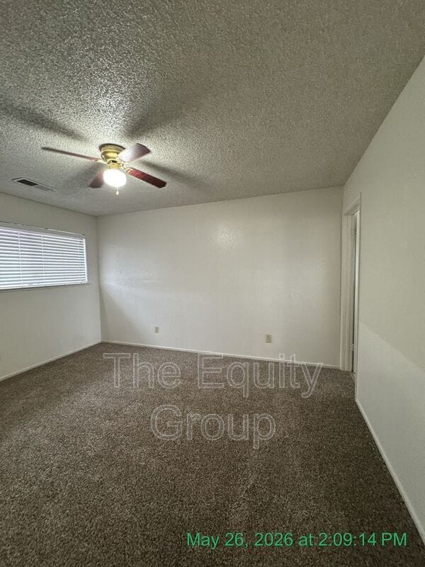 Building Photo - 3525 S County Center Dr
