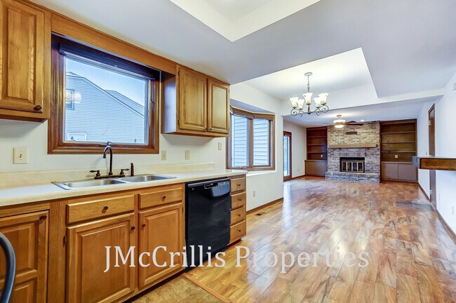 Building Photo - 9034 Dunmore Ln