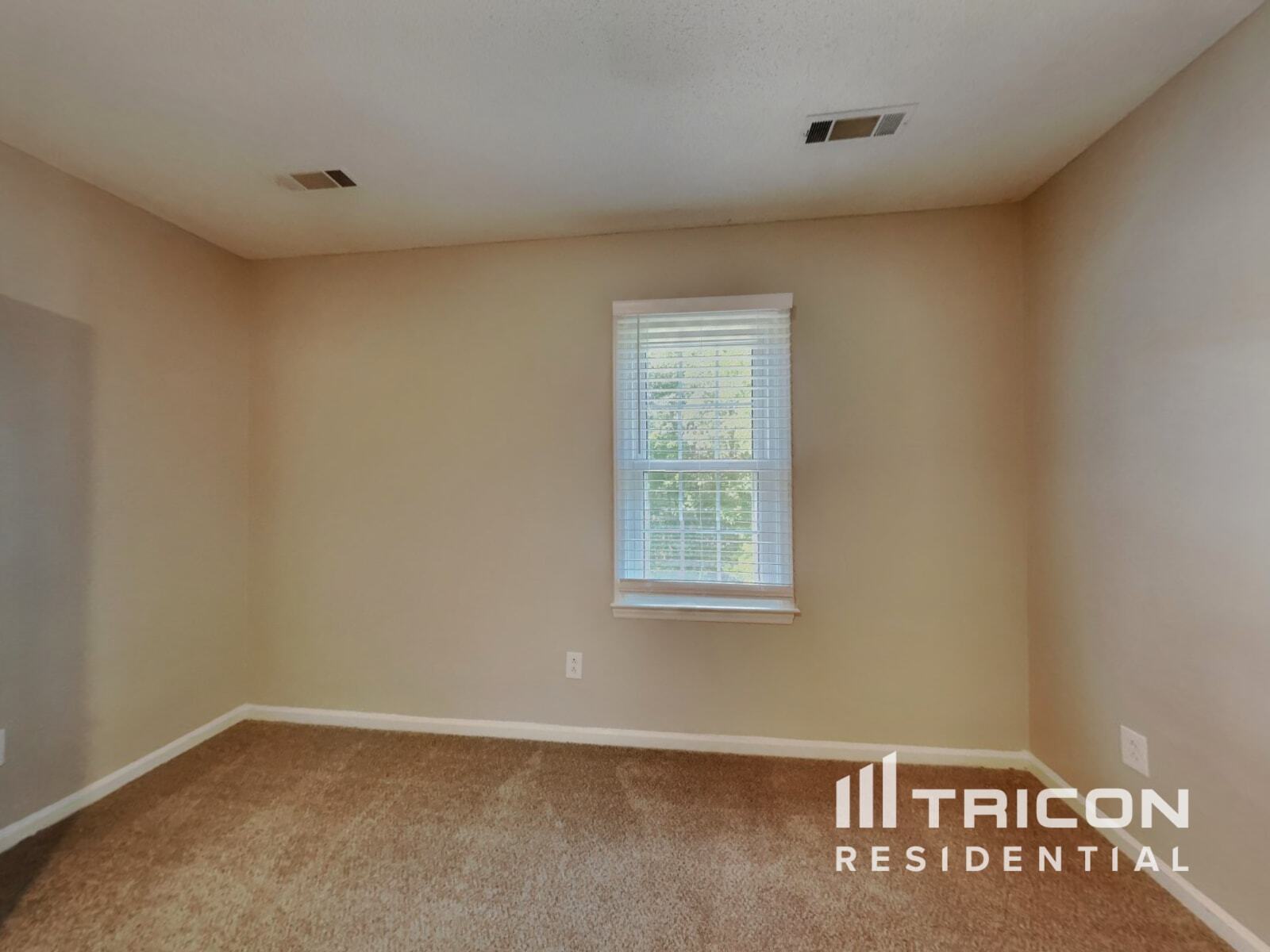 Building Photo - 1040 Reynolds Manor Dr