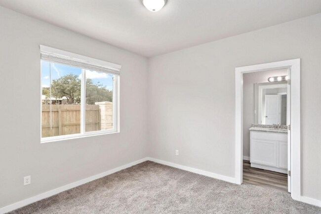 Building Photo - 21522 Sir Walter Ln