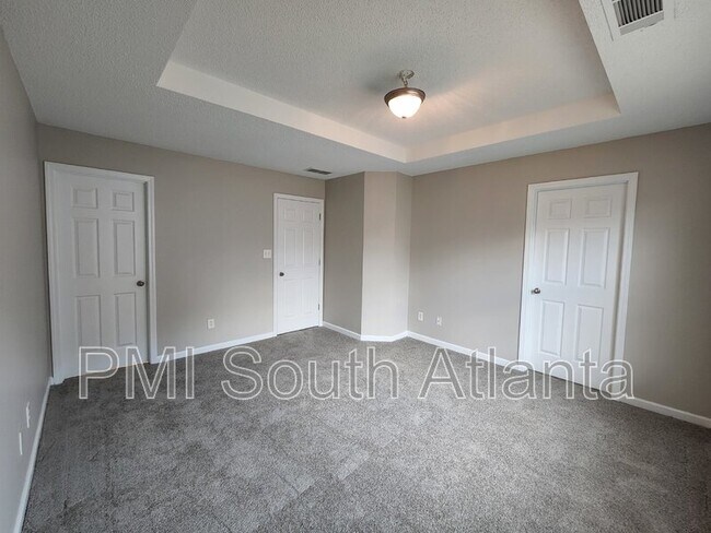 Building Photo - 176 Shenandoah Dr