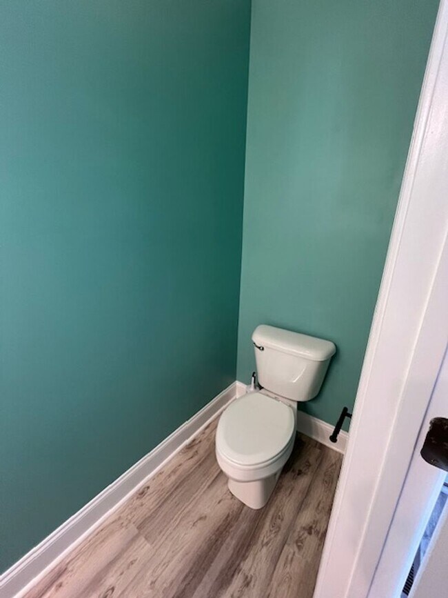 Building Photo - Lovely Home in the Love Grove subdivision!