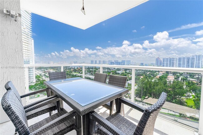 Building Photo - 19111 Collins Ave