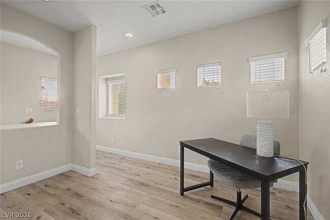 Building Photo - 8136 Memory Lake Ave