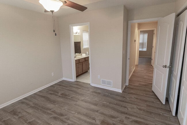 Building Photo - 4203 Spring Cress Dr