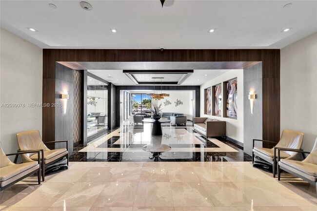 Building Photo - 20515 E Country Club Dr