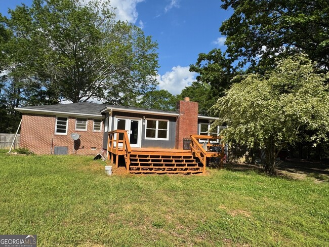 Building Photo - 1571 Pete Dickens Rd
