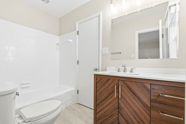 Building Photo - 1829 Fitzgerald St