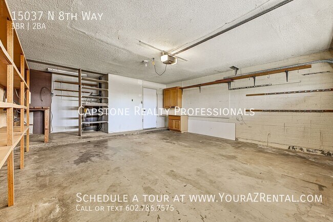 Building Photo - 15037 N 8th Way