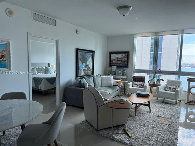 Building Photo - 300 S Biscayne Blvd