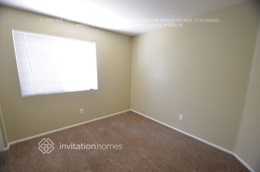 Building Photo - 8522 W Highland Ave