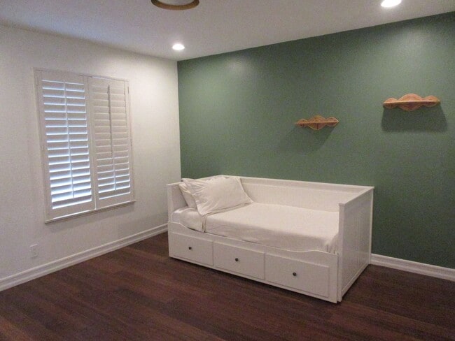 Building Photo - FULLY FURNISHED Home in Spanish Oaks!!