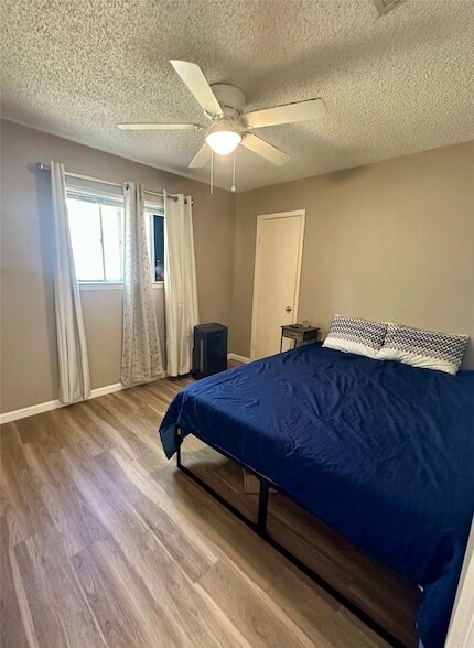 Building Photo - 1005 Waverly Dr