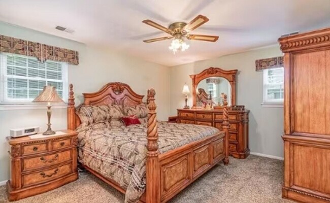 Building Photo - Ranch Home for Rent — $2,500/Month | $2,500 Security Deposit