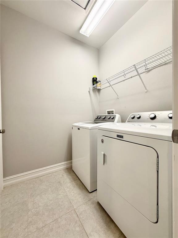 Building Photo - 3228 Painted Blossom Ct