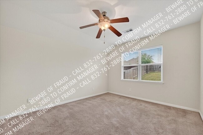 Building Photo - 2126 Redbud Dr