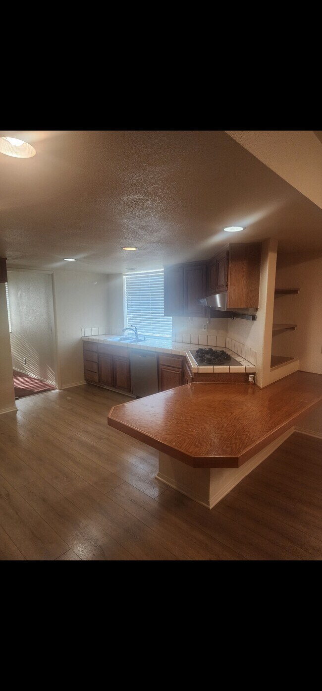 Building Photo - 44335 Sedona Way