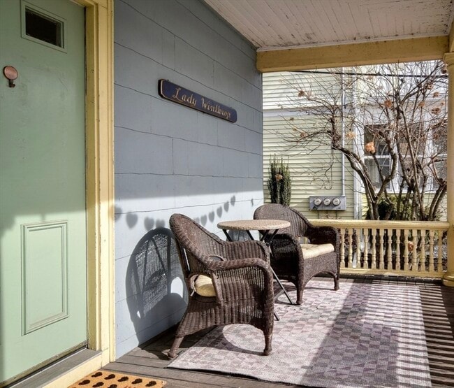 Building Photo - 87 Winthrop St