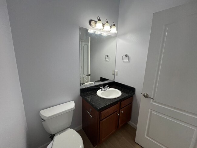 Building Photo - 4 Bedroom 2.5 Bathroom Home w/ Garage In Ferndale!