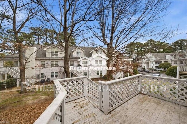 Building Photo - 720 Inlet Quay