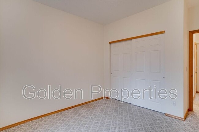 Building Photo - 503 Whitewater Ln