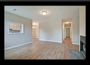 Building Photo - 202 Miami St