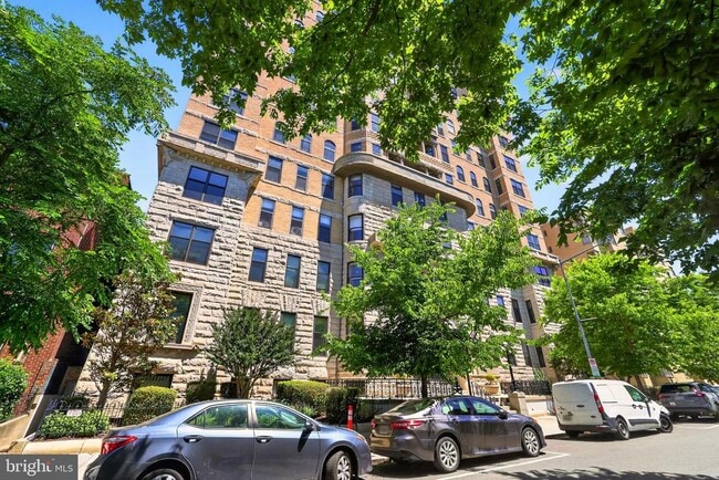 Building Photo - 1615 Q St NW