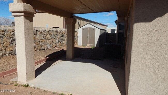Building Photo - 9941 Marine Cir