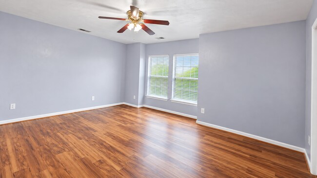 Building Photo - 5456 Bulls Bay Dr