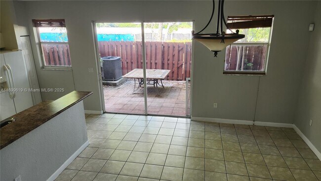 Building Photo - 12813 SW 132nd Terrace