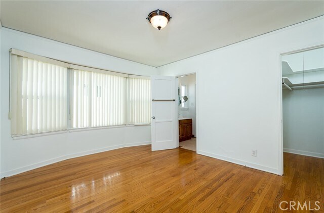 Building Photo - 1648 W Kenneth Rd