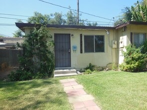 Building Photo - 439 W Walnut Ave