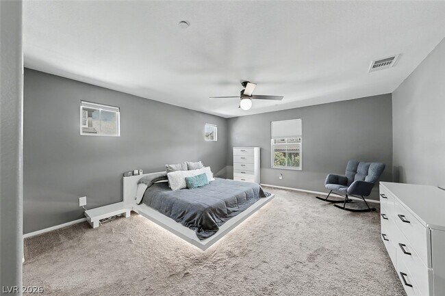 Building Photo - 10634 Sariah Skye Ave