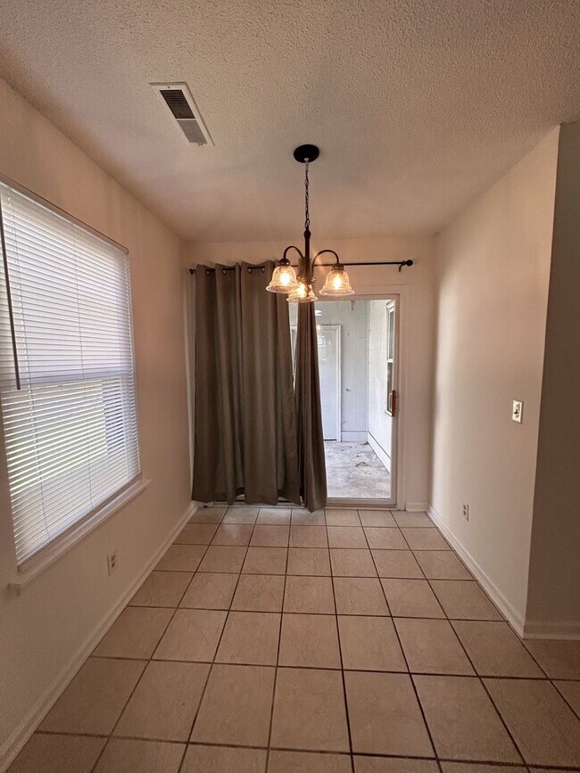 Building Photo - Affordable 2BR Duplex in Ladson!