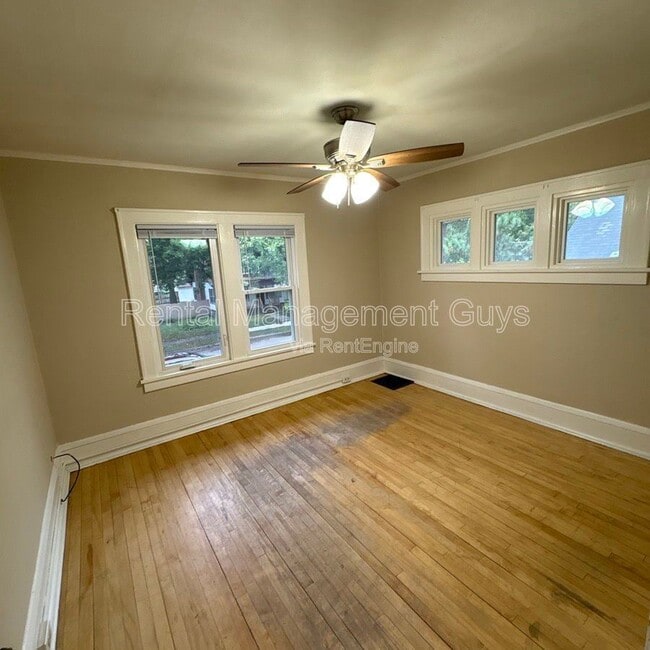 Building Photo - 4126 N Girard Ave