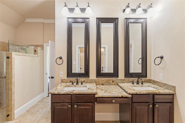 Building Photo - 7684 Fossil Ridge Dr