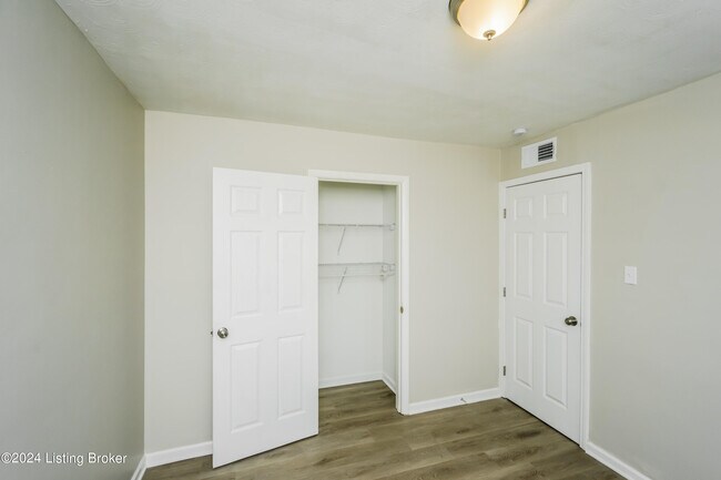 Building Photo - 5304 Rural Way