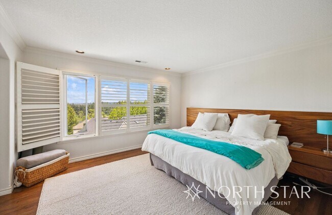 Building Photo - Beautiful Home with Mountain Views in the ...