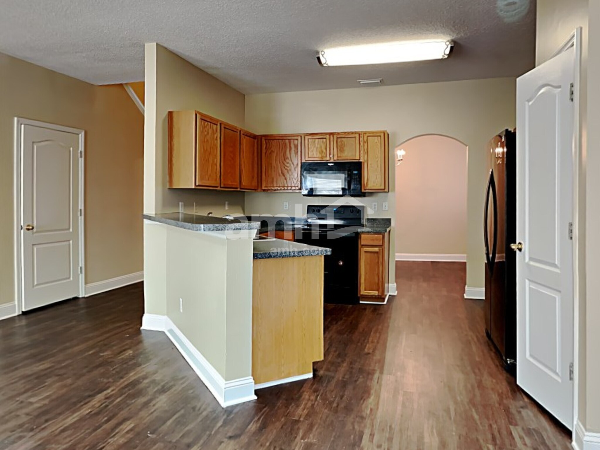 Building Photo - 2510 Victoria Point Dr
