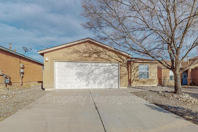 Building Photo - 1884 Mesa Grande Loop NE