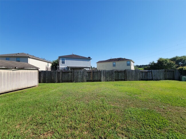 Building Photo - 18235 Valebluff Ln
