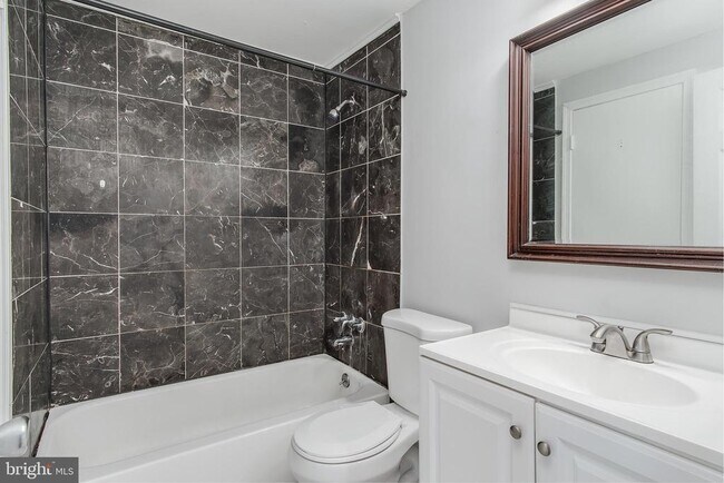 Building Photo - 1847 Dulaney Ct