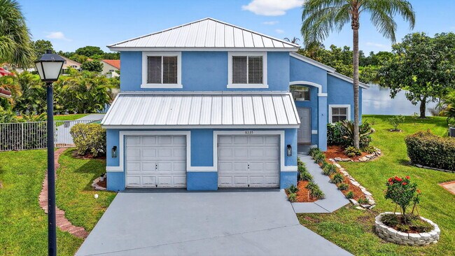 Building Photo - 8225 Pelican Harbour Dr