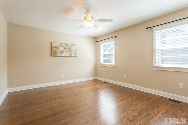 Building Photo - Gorgeous 4 Bedroom Ranch Home, Near Mordecai/Oakwood Neighborhoods, Premium Finishes, Fenced Back...